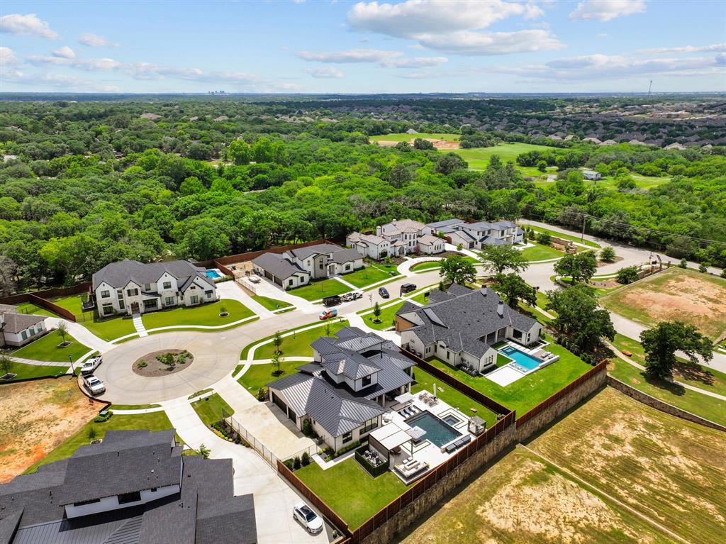 1115 Oakbrook Hills Court