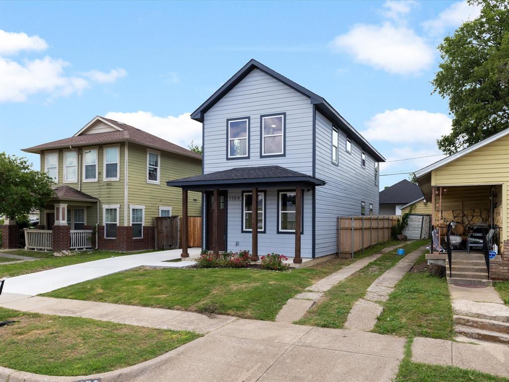 1104 E Annie Street