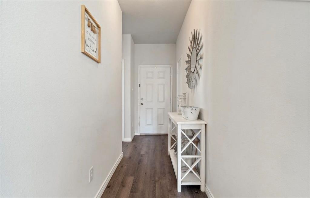 5536 Topwater Trail