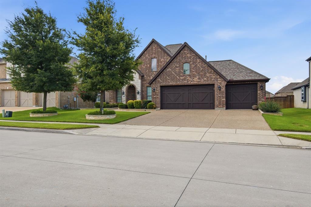 2814 Spring Creek Trail