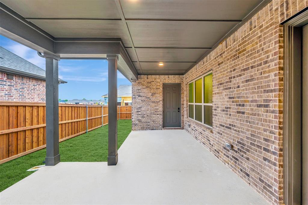 2114 Spotted Fawn Drive