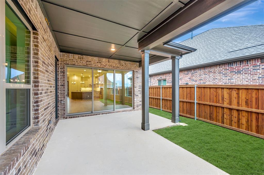 2114 Spotted Fawn Drive
