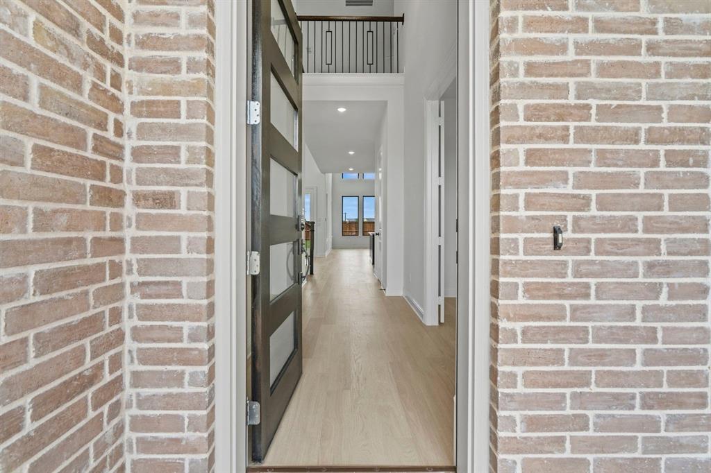 2833 Paddington Drive