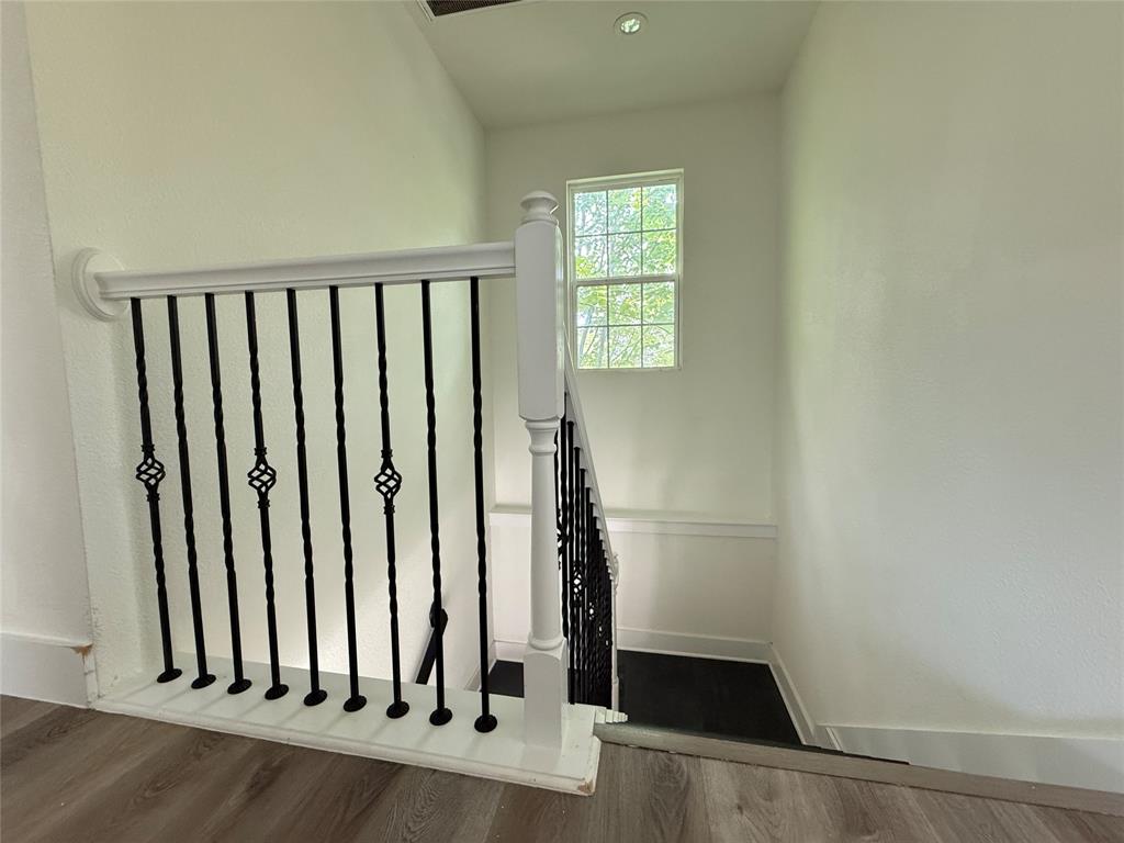 Hobby Hwy - Residential