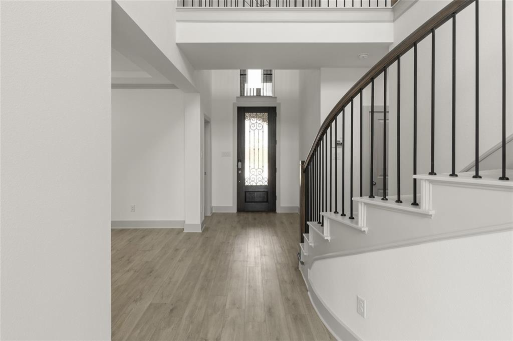 2004 Harmony Pine Way