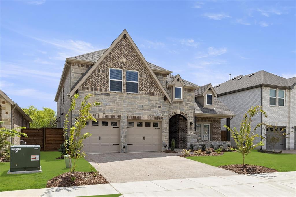 2004 Harmony Pine Way