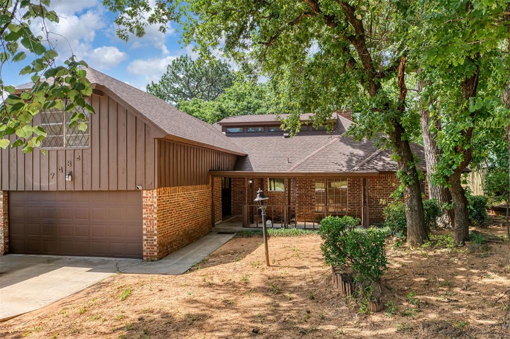 7432 Brentwood Stair Road