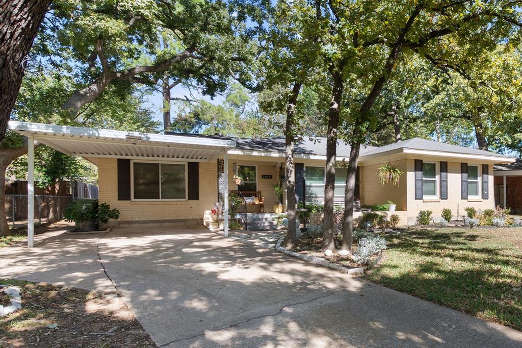 1407 Bluebonnet Trail