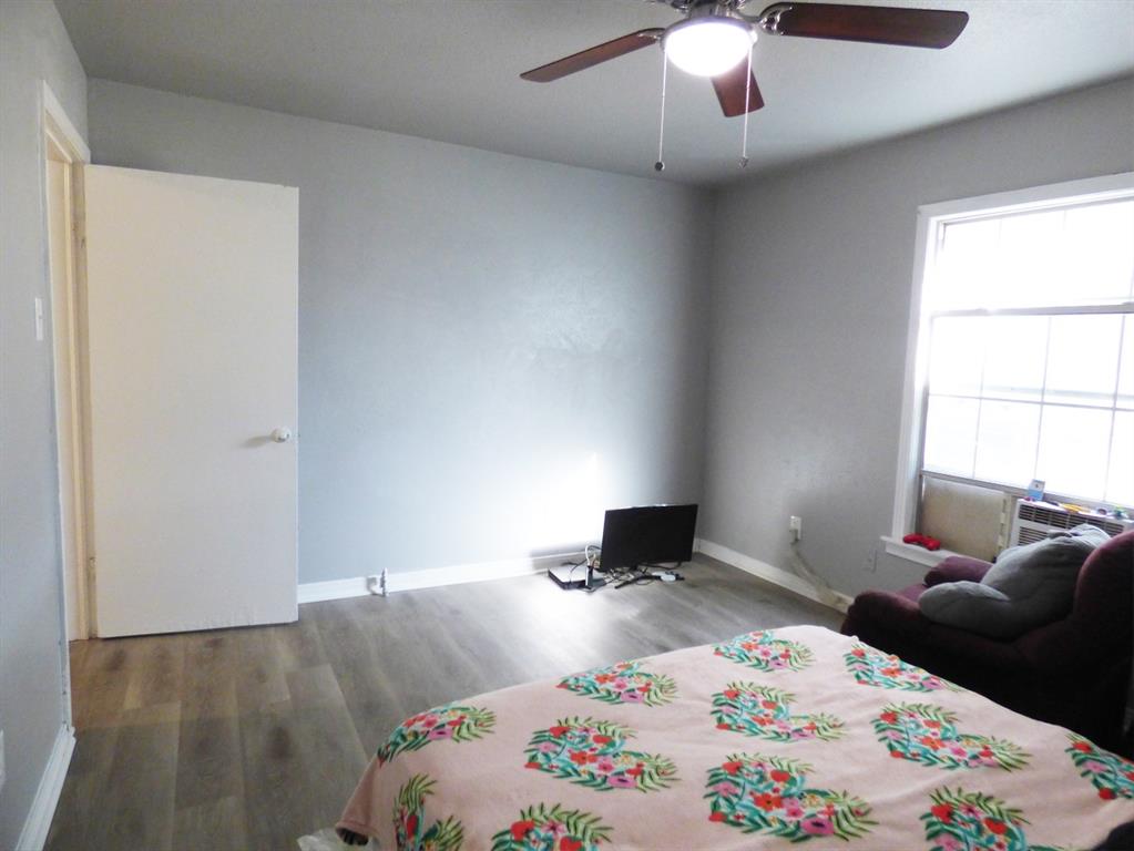 Nickell School Oaks - Residential