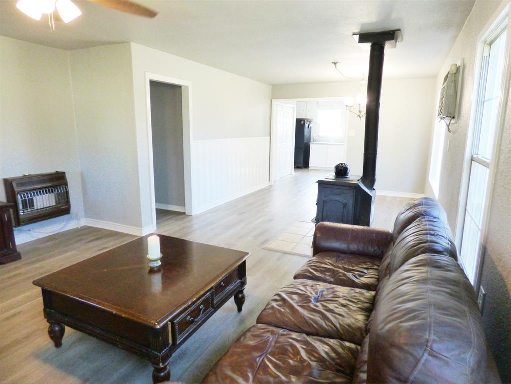 Nickell School Oaks - Residential