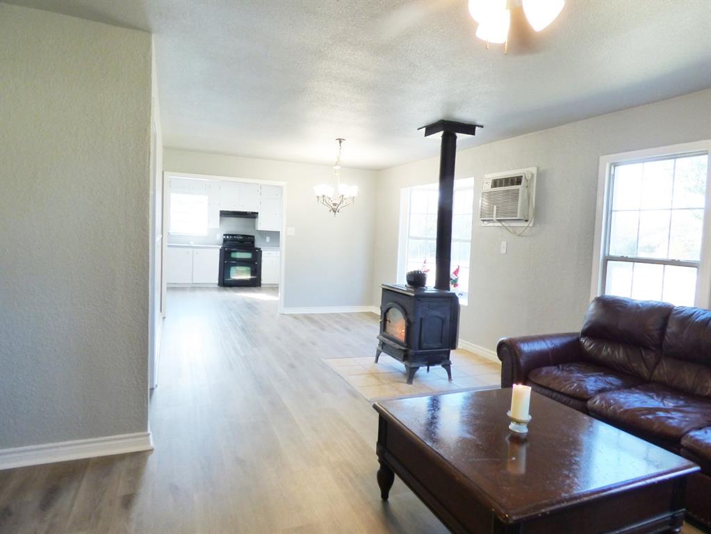 Nickell School Oaks - Residential