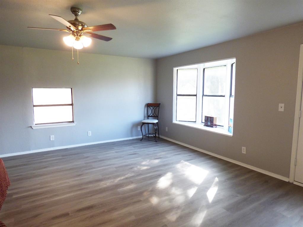 Nickell School Oaks - Residential