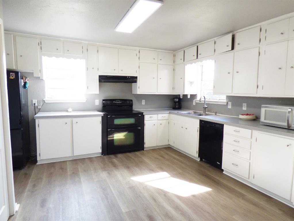 Nickell School Oaks - Residential