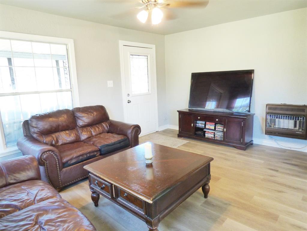 Nickell School Oaks - Residential