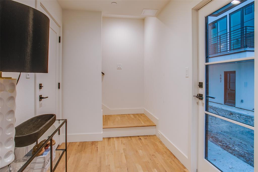 7207 Gaston Avenue 1005