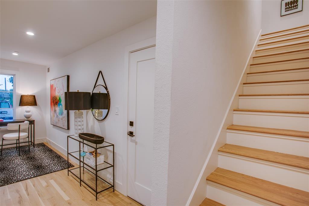 7207 Gaston Avenue 1005
