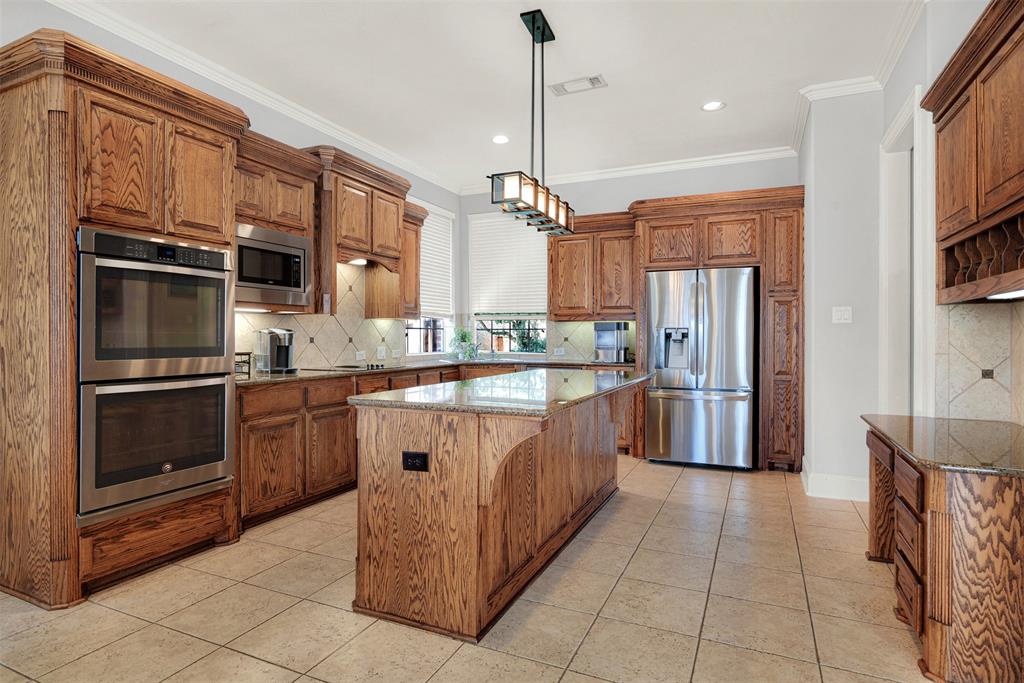 2608 Bitternut Drive