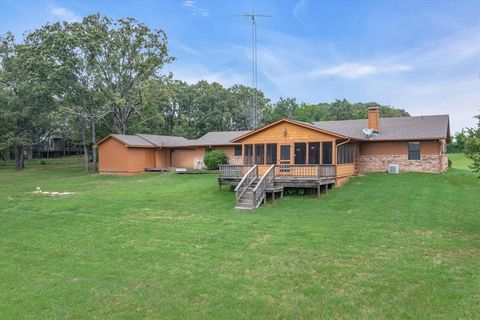 A home in Grand Saline