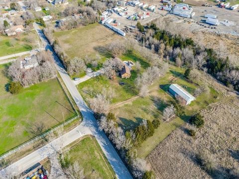 1400 Trout Road Hutchins TX 75141