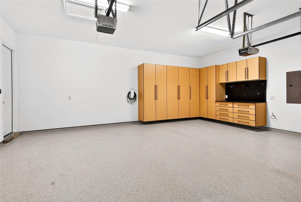 Oakbridge At Flower - Residential