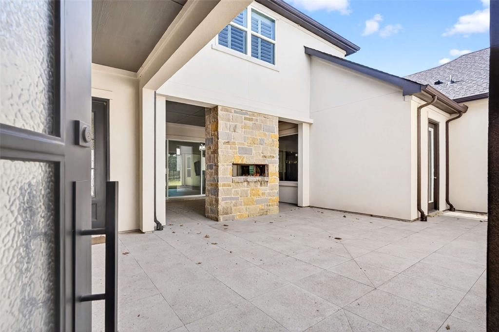 2105 Foxborough Trail