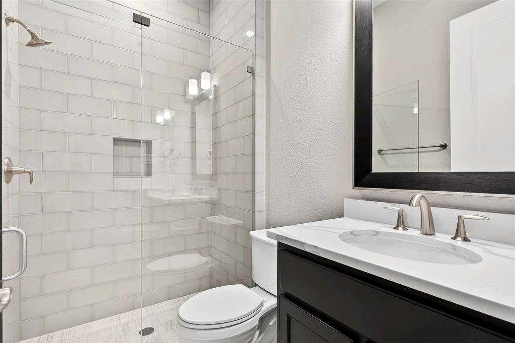 Oakbridge At Flower - Residential