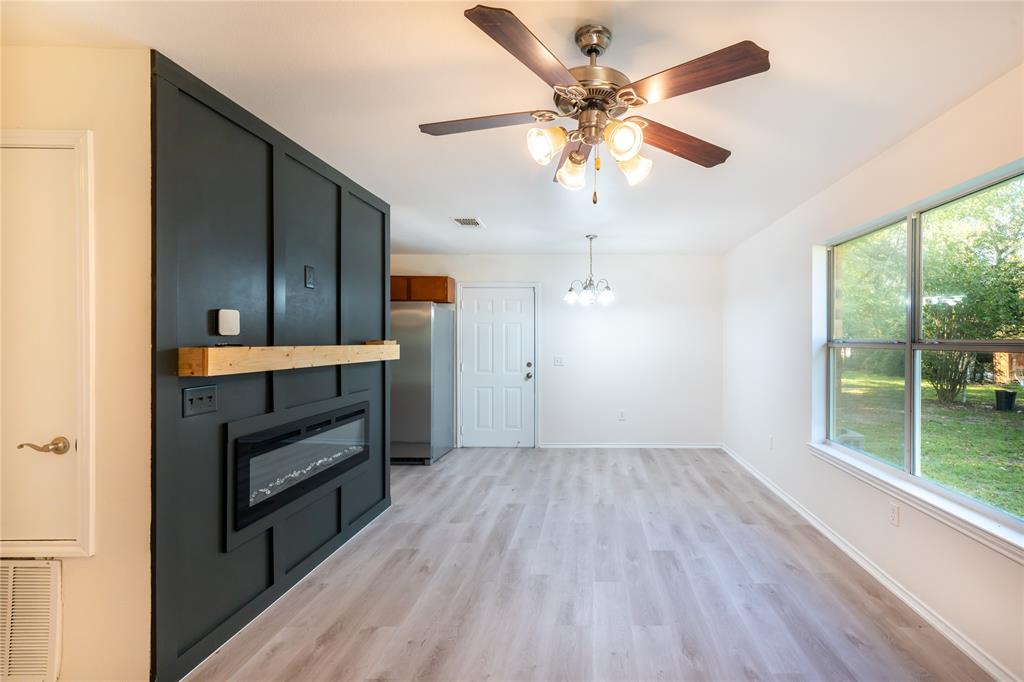 Inglish Add - Residential Lease