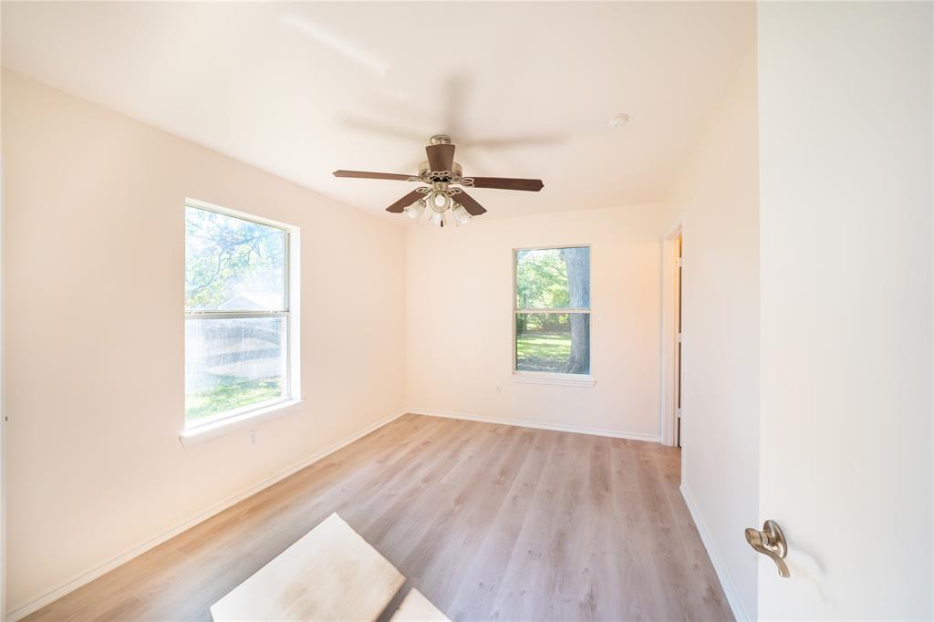 Inglish Add - Residential Lease