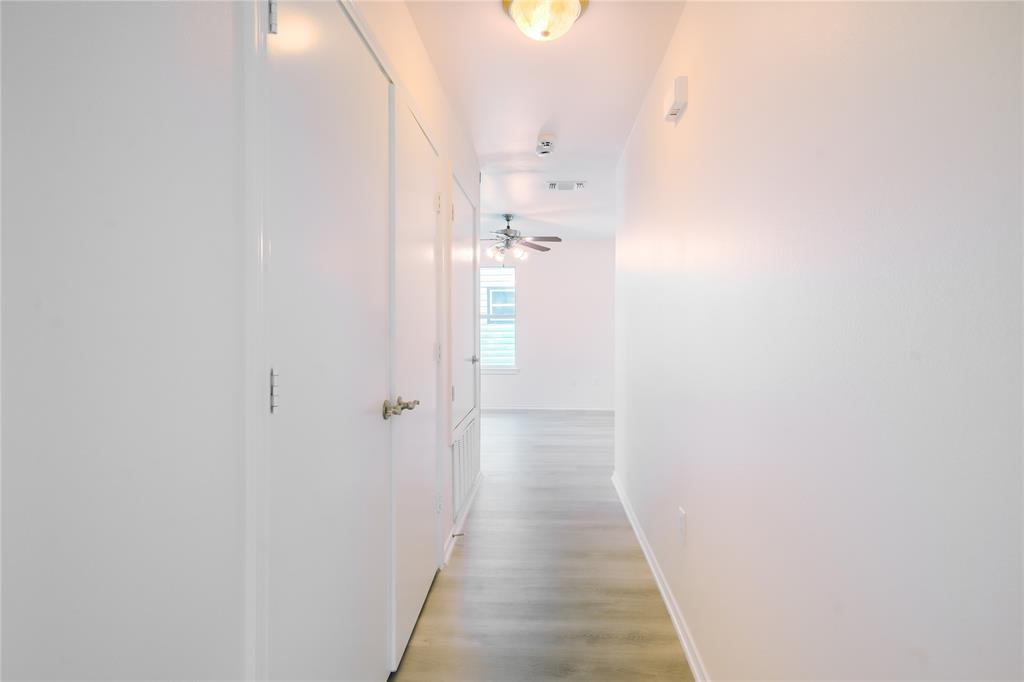 Inglish Add - Residential Lease