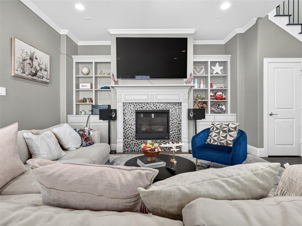 3016 Martello Lane