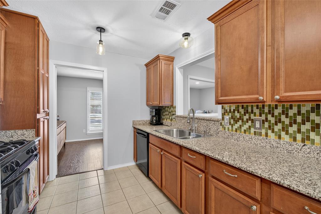 Farmers Branch, Texas 75234, United States, 3 Bedrooms Bedrooms, ,2 BathroomsBathrooms,Residential,Active,225679