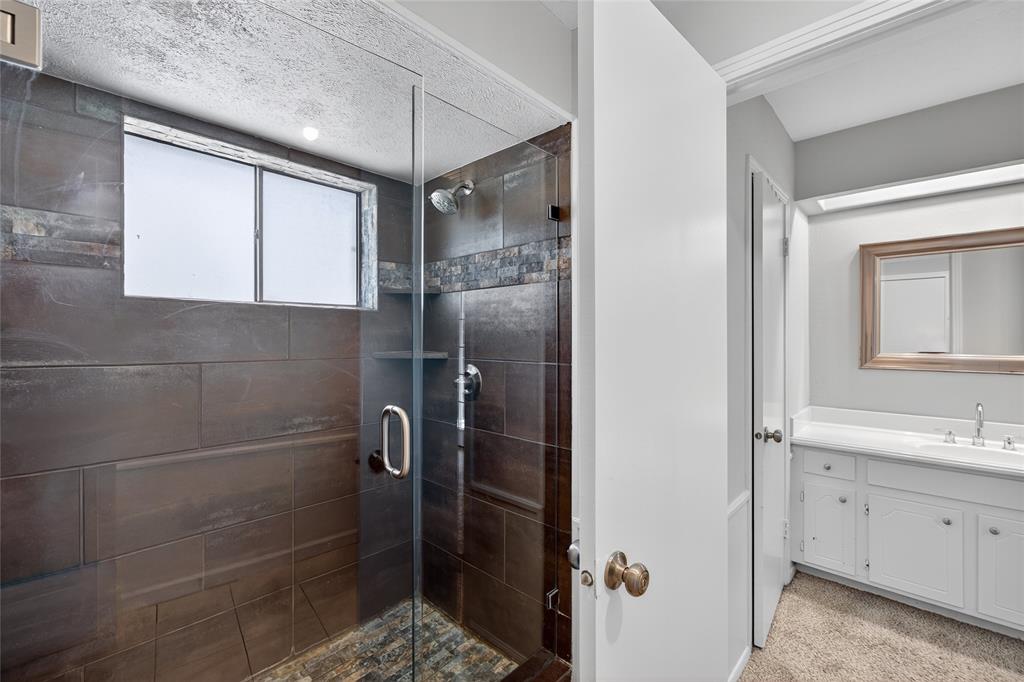 Farmers Branch, Texas 75234, United States, 3 Bedrooms Bedrooms, ,2 BathroomsBathrooms,Residential,Active,225679