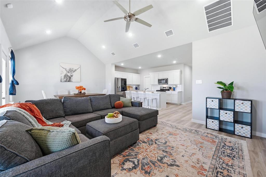 Ventana Ph 6a-2 - Residential