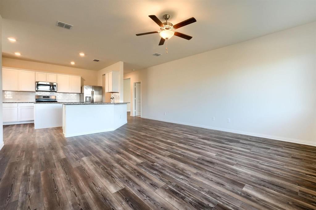 6033 Hightower Street