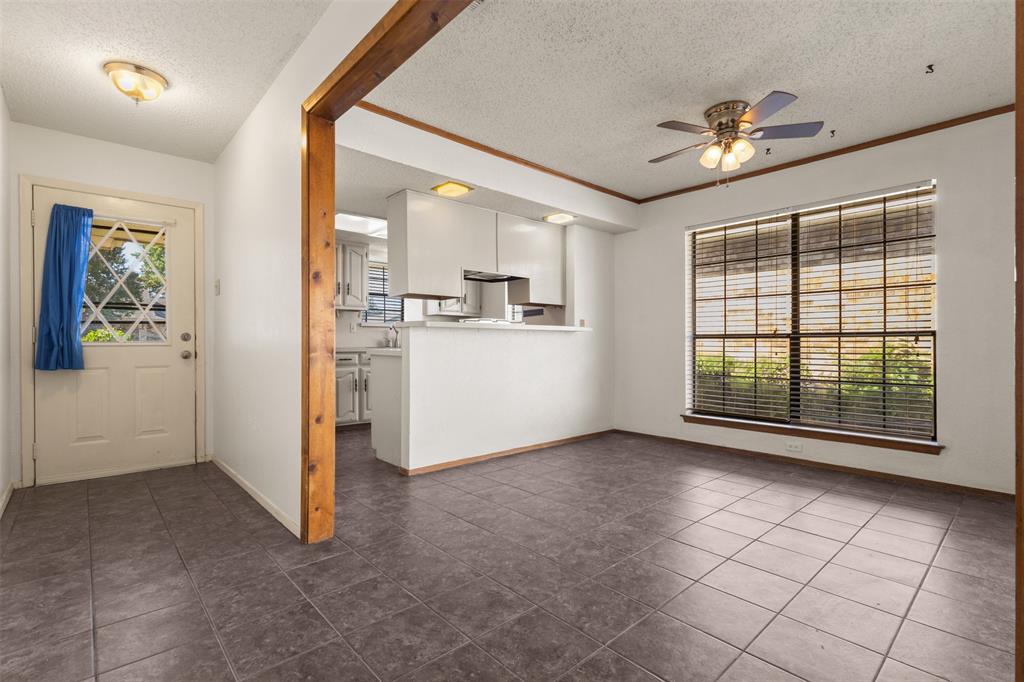5421 Knollridge