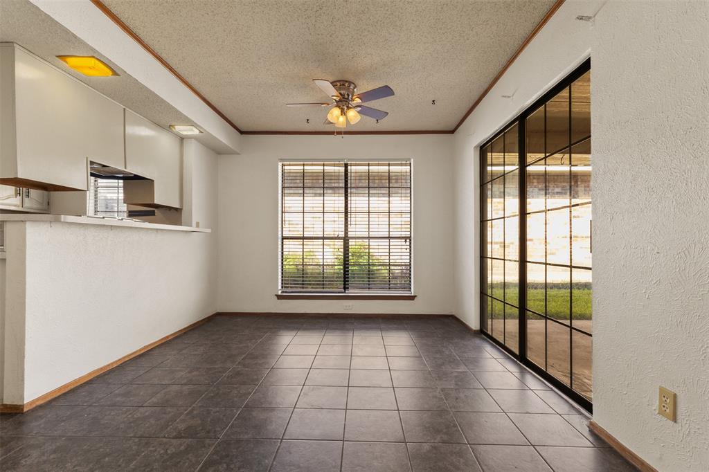 5421 Knollridge