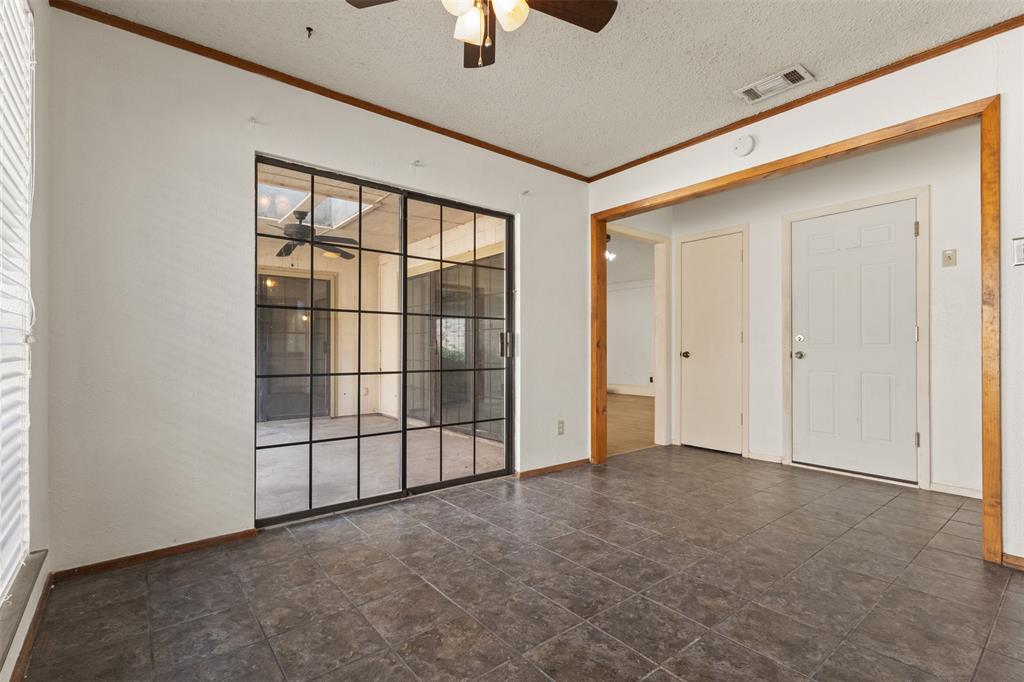 5421 Knollridge