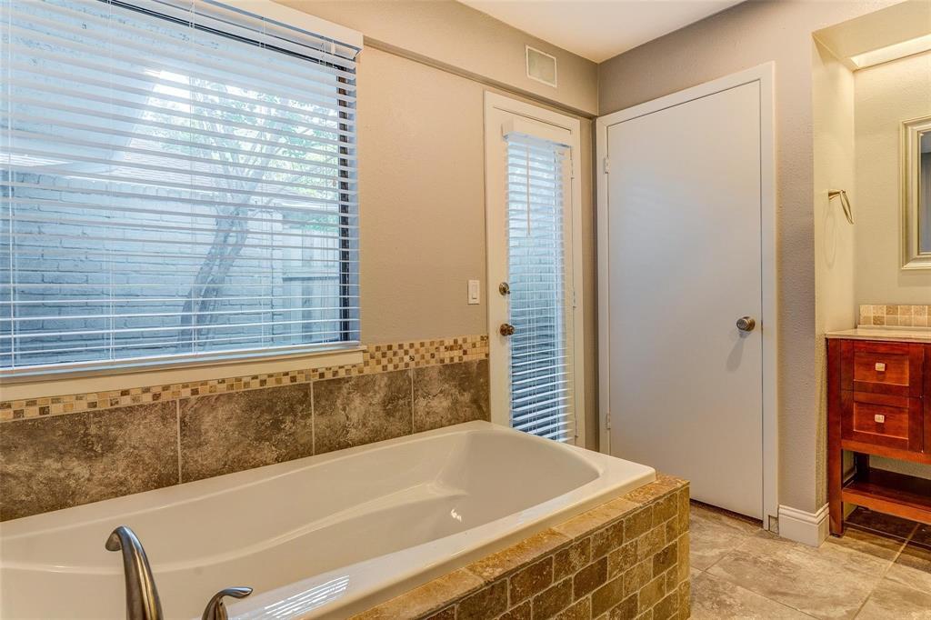 Prestonwood - Residential Lease