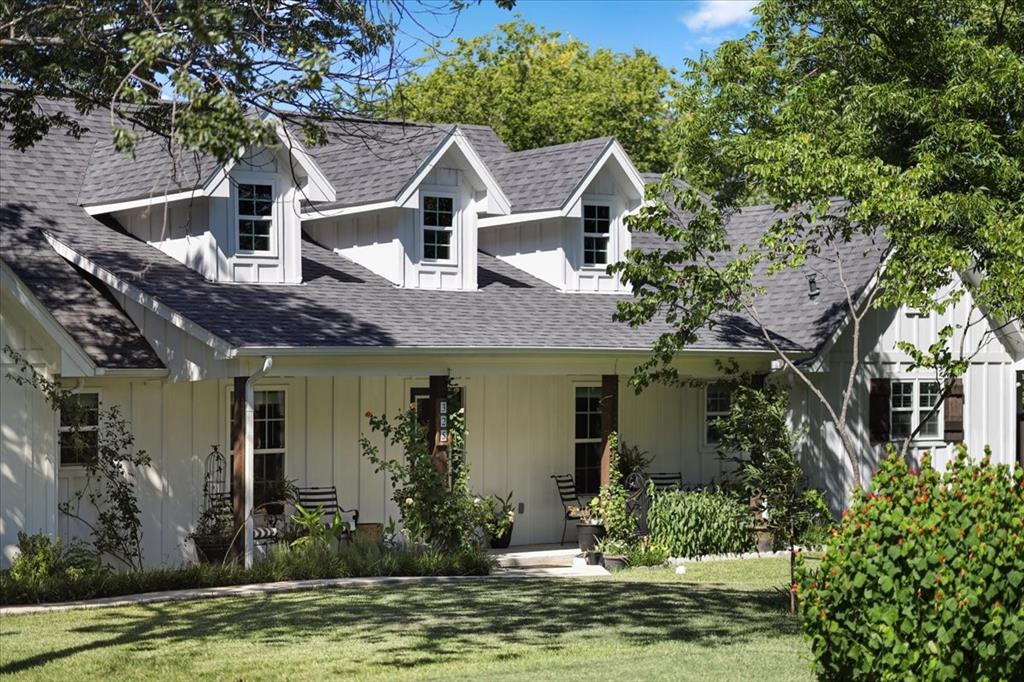 325 Short Street