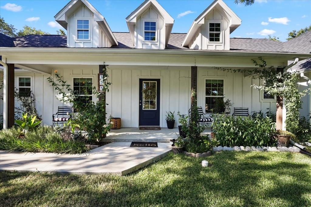 325 Short Street