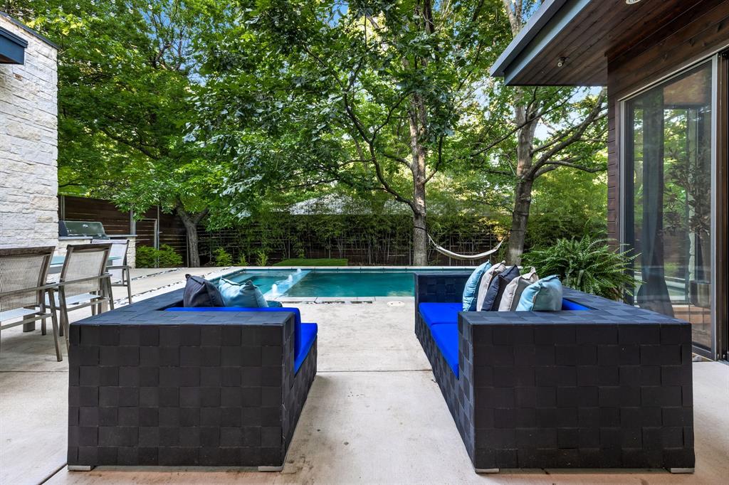 FOREST HILLS 2 - Residential