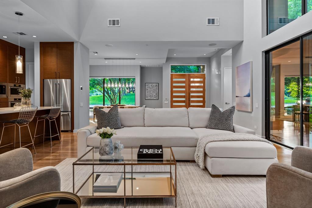 FOREST HILLS 2 - Residential