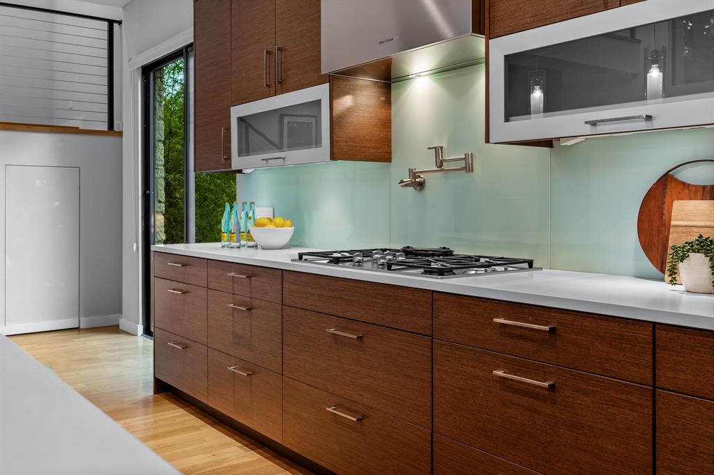 FOREST HILLS 2 - Residential