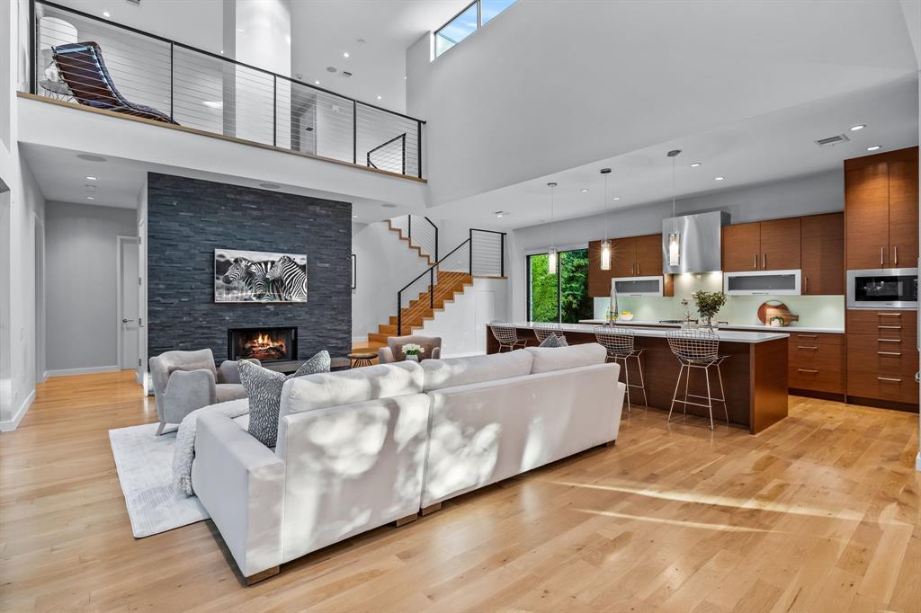 FOREST HILLS 2 - Residential