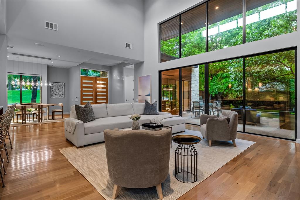 FOREST HILLS 2 - Residential