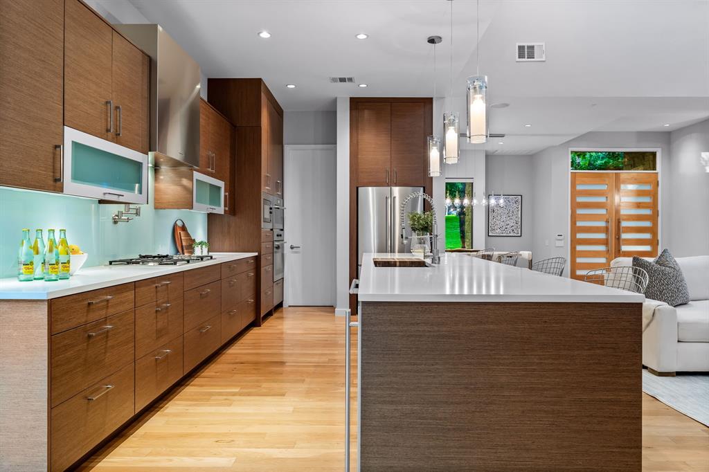 FOREST HILLS 2 - Residential