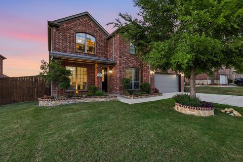 912 Hartford Court Roanoke TX 76262