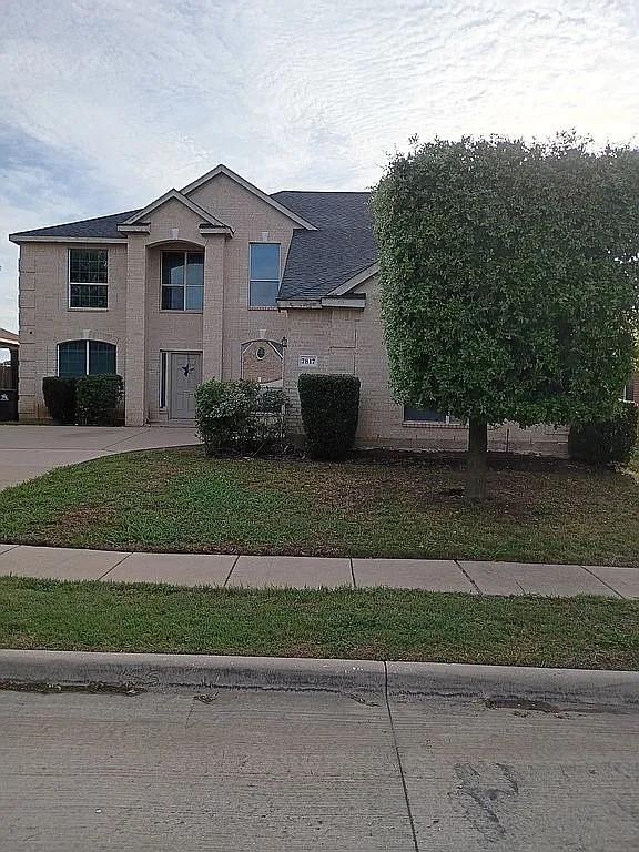 7817 Longbow Lane