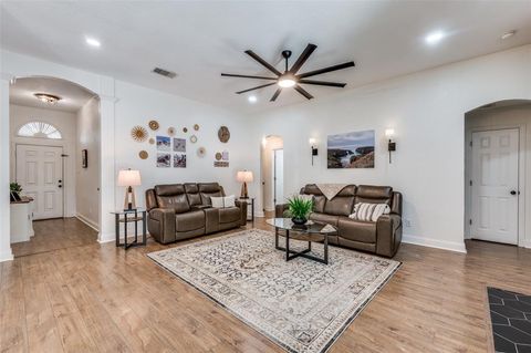 Tiny photo for 6733 Big Springs Drive, Arlington, TX 76001 (MLS # 21100395)