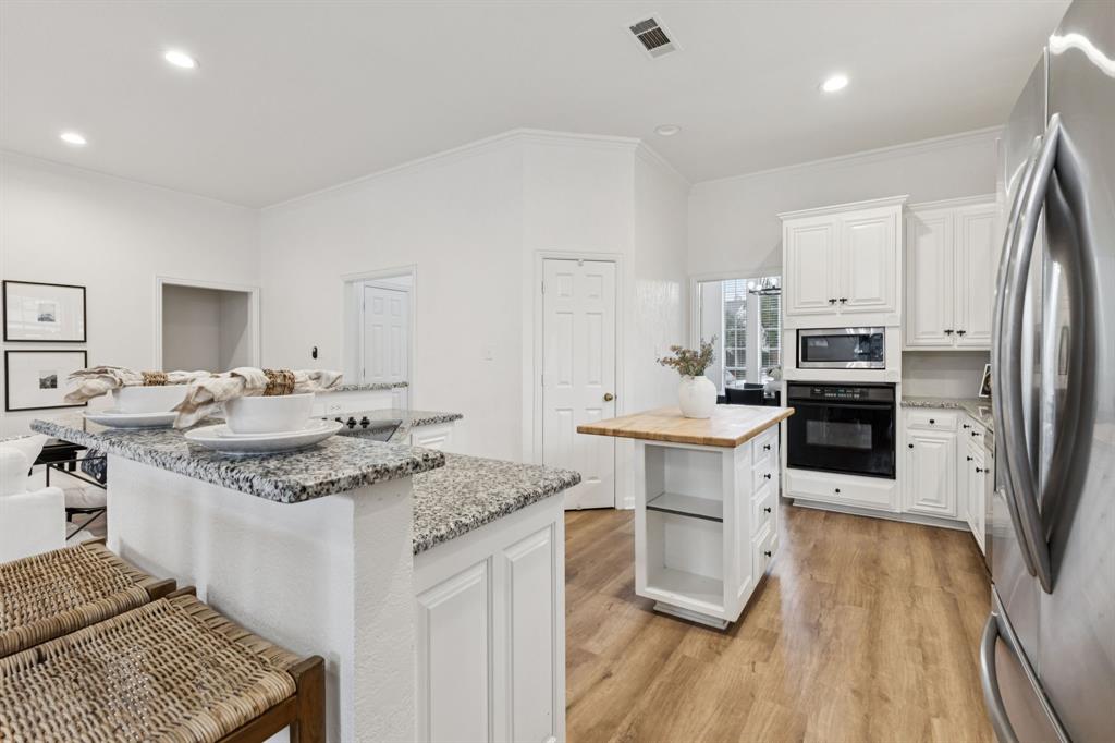 Lakehill Manor Addition - Residential